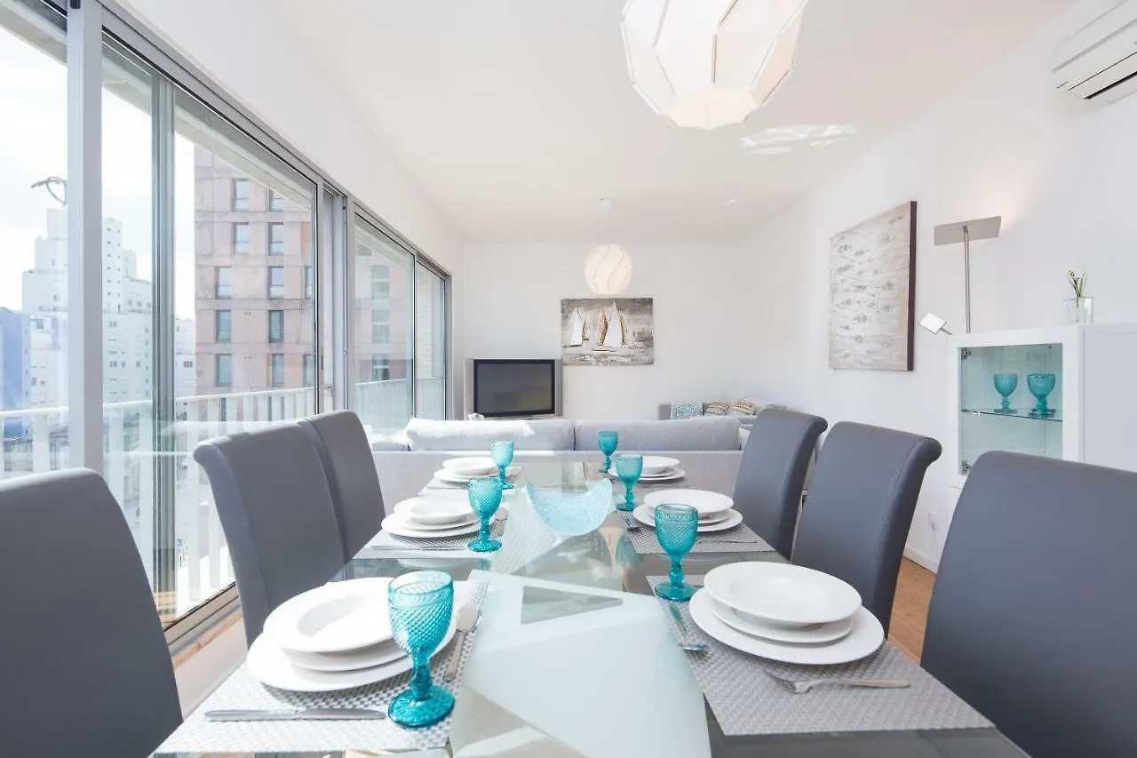 Lisbon Expo Apartment