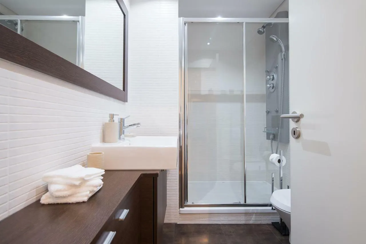 Lisbon Expo Apartment